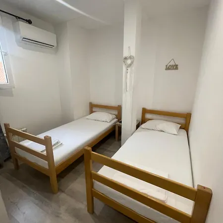 Appartement Sleep And Go L E F T River Belgrade