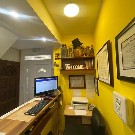 Sleep And Go L E F T River Appartement