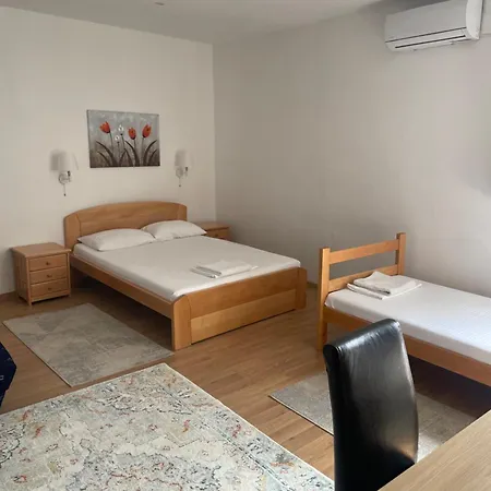 Apartment Sleep And Go L E F T River Belgrade