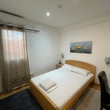 Sleep And Go L E F T River Apartment